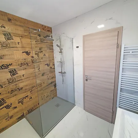 Gordana Ii * Хвар