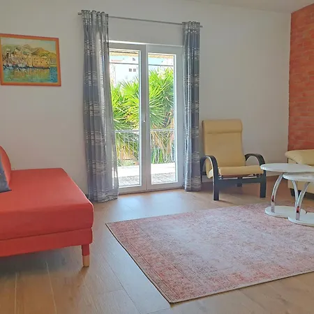 Gordana Ii Hvar Town