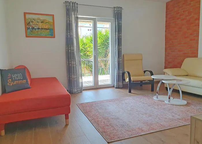 Gordana Ii Hvar Town